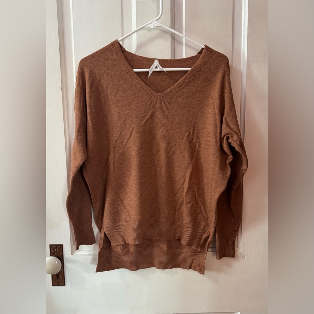Dreamers Cozy V-Neck Sweater in Rich Brown